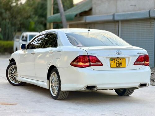 Toyota Crown Athlete EBP