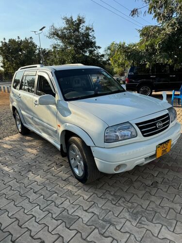 Suzuki Grand Escudo