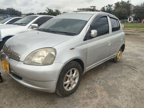 Toyota Vitz RS