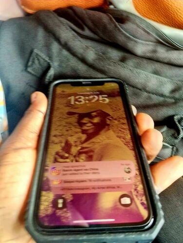 USA IPHONE XR DUAL SIM 128GB