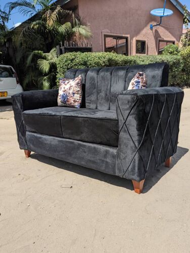 Sofa za watu wawili