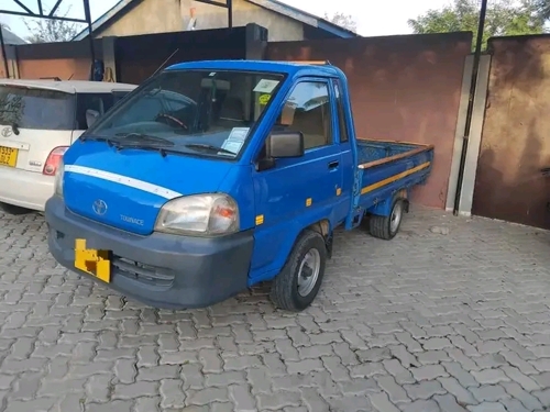 Toyota town hiace