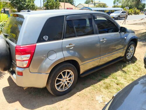 suzuki escudo