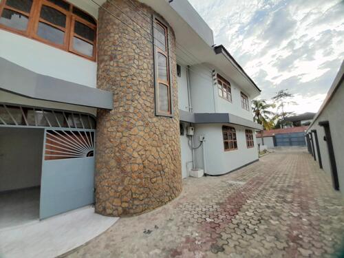 6bdrm Bungalow at MSASANI for Rent
