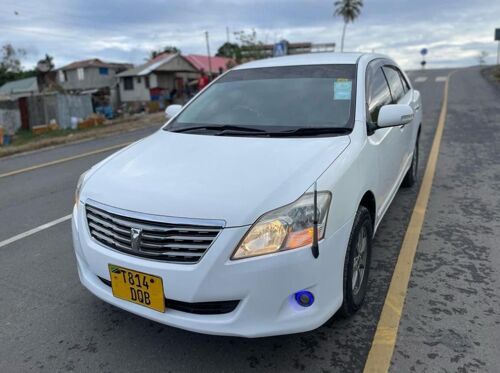 Toyota premio 2008