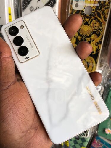 TECNO CAMON 18 PREMIER 