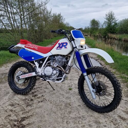 XR600