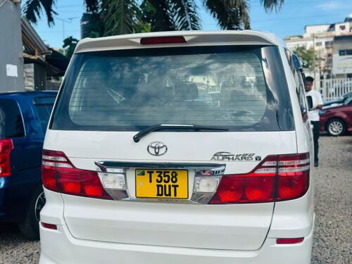 Toyota alphard 