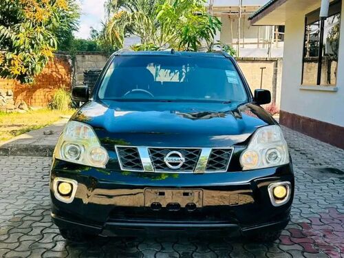NISSAN EXTRAIL NAUZA NEW 