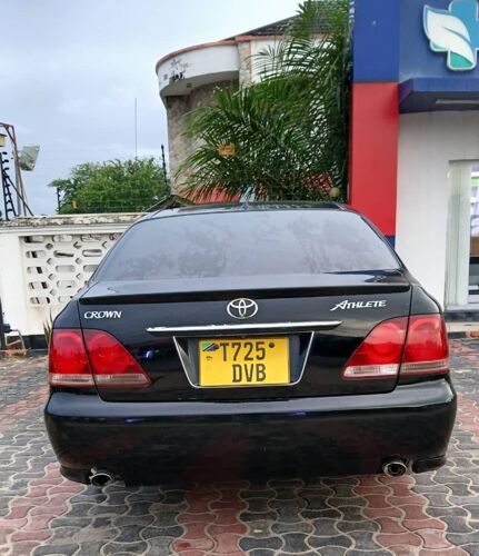NAUZA TOYOTA CROWN ATHLETE 