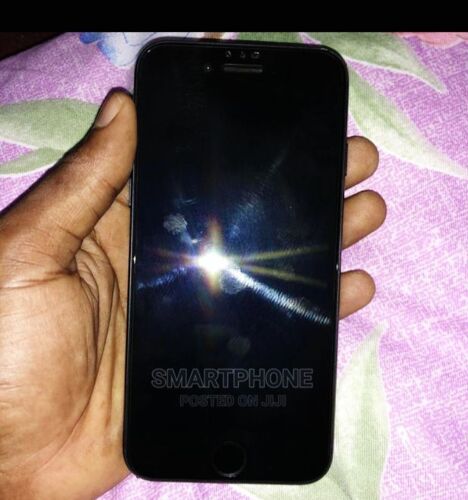 Iphone 7 plain Gb 32 ram 3