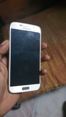 Samsung s6. Clean as new
