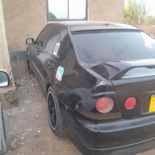 TOYOTA ARTEZZA 