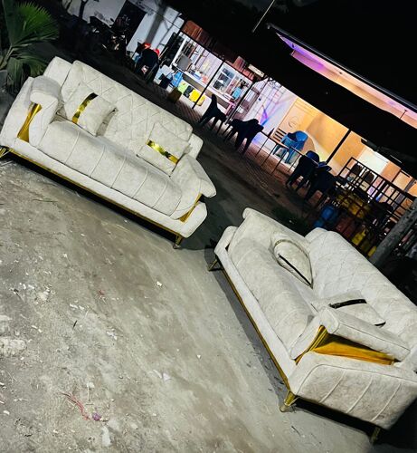 Nauza sofa kali set 2 kwa 2 