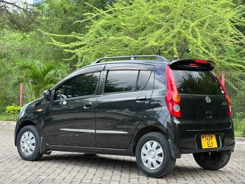 Daihatsu Mira Cc650