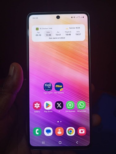 Samsung A73