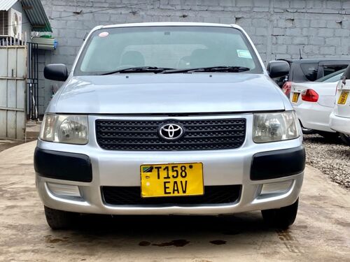 Toyota succeed 