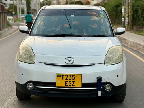 Mazda Verissa EGZ