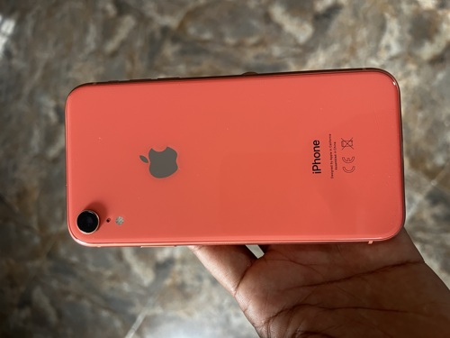 iPhone XR gb 64