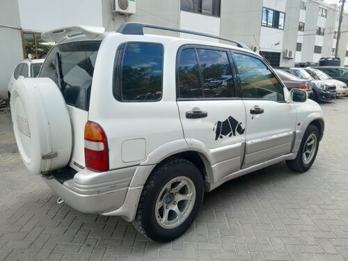 SUZUKI ESCUDO GRAND