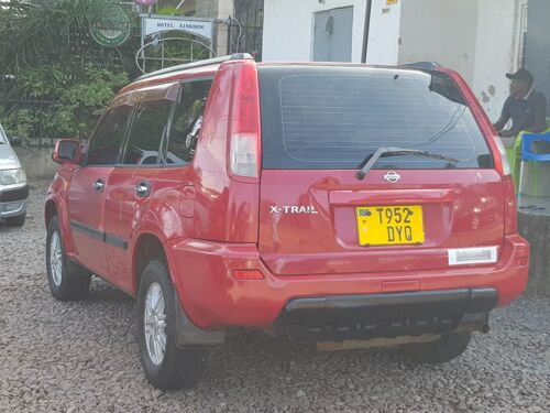 Nissan xtrey ipo mwanza