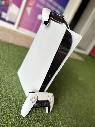 Playstation 5 With 2controller