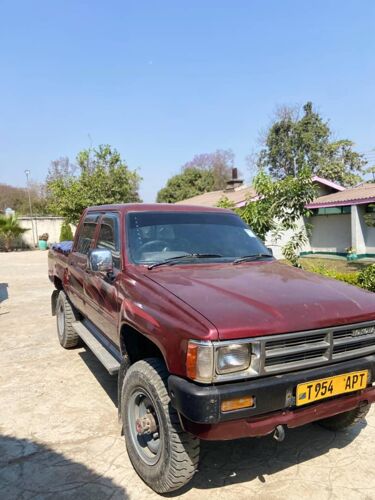 Hilux 3l bahi nzuri sana manua