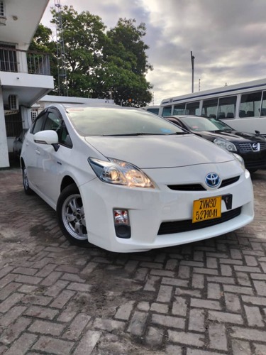 TOYOTA PRIUS 26M