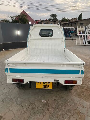 Suzuki Carry 