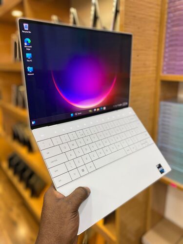 Dell xps 13 9320