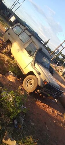 TOYOTA LAND CRUISER HARDTOP 