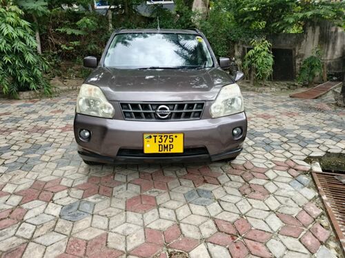 NISSAN EXTRAIL NEWMODEL 