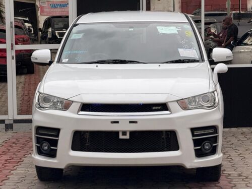 NAUZA MITSUBISHI OUTLANDER 