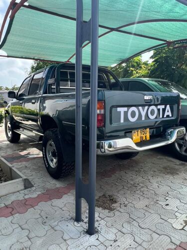 Hilux Double cabin Pickup 3L