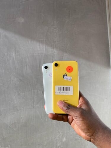 iPhone XR GB 64 