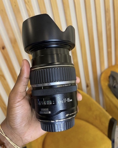 CANON 17-85mm Lens