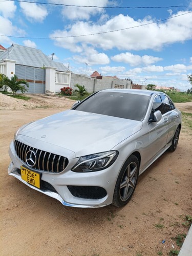 Benz C200 2014 43.8m