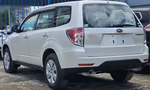 NAUZA SUBARU FORESTER 