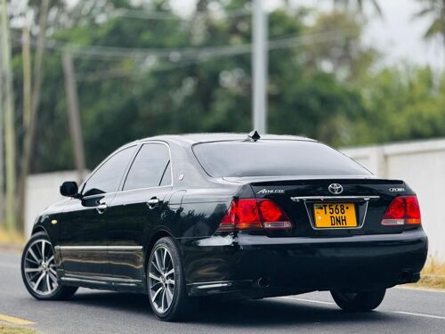 Toyota Crown Athlete 