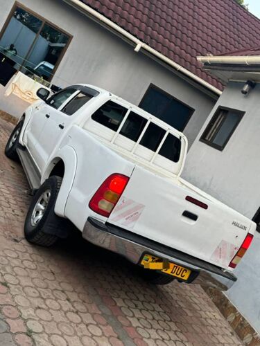 Hilux double cabin Pickup vigo