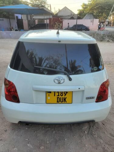 Toyota IST