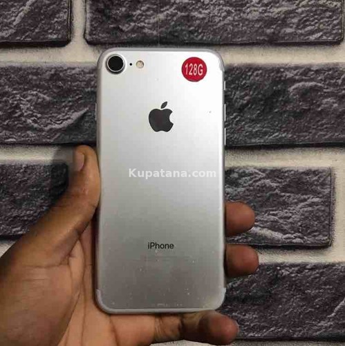 Iphone 7plain 128gb
