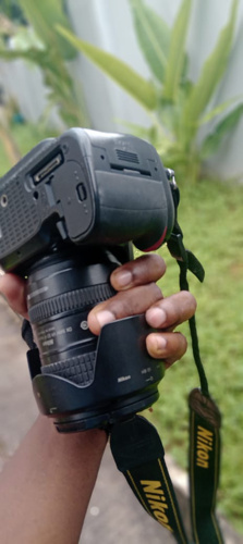 Nikon D7100 Lens 18-300mm