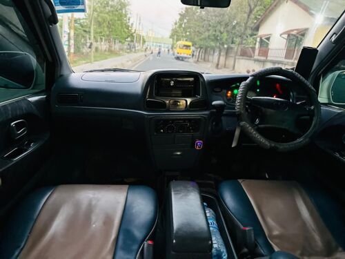 Toyota Noah Road Tour