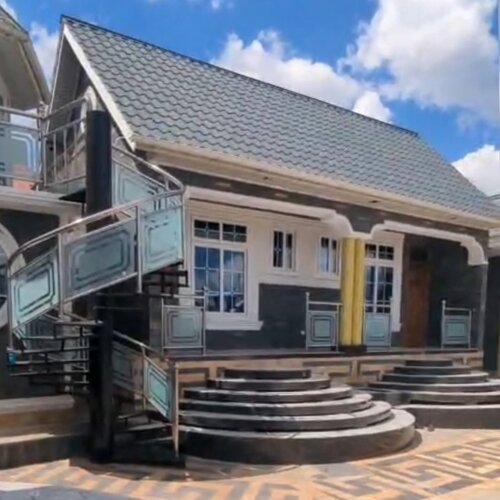 NYUMBA 4 ZINA POOL MSAKUZI 