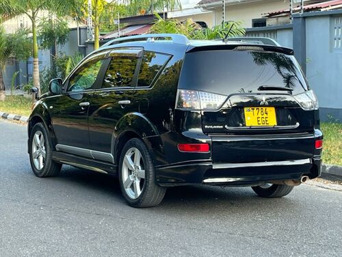 MITSUBISH OUTLANDER 
