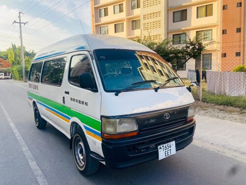 Toyota HiAce L 