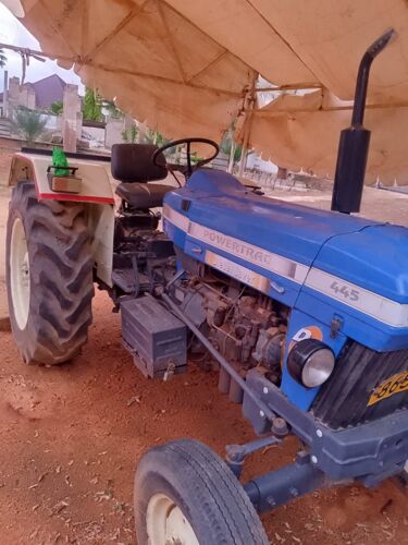 Tractor truck hp445 dodoma