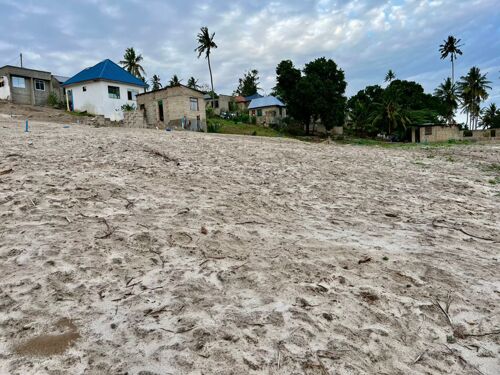 Beach plot vijibweni Kigamboni