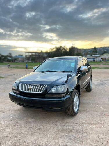 Toyota harrier no B